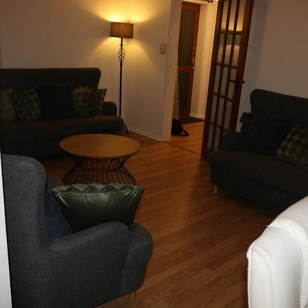 Entire -4 Bedrooms Detached House With Driveway Νότιγχαμ Εξωτερικό φωτογραφία